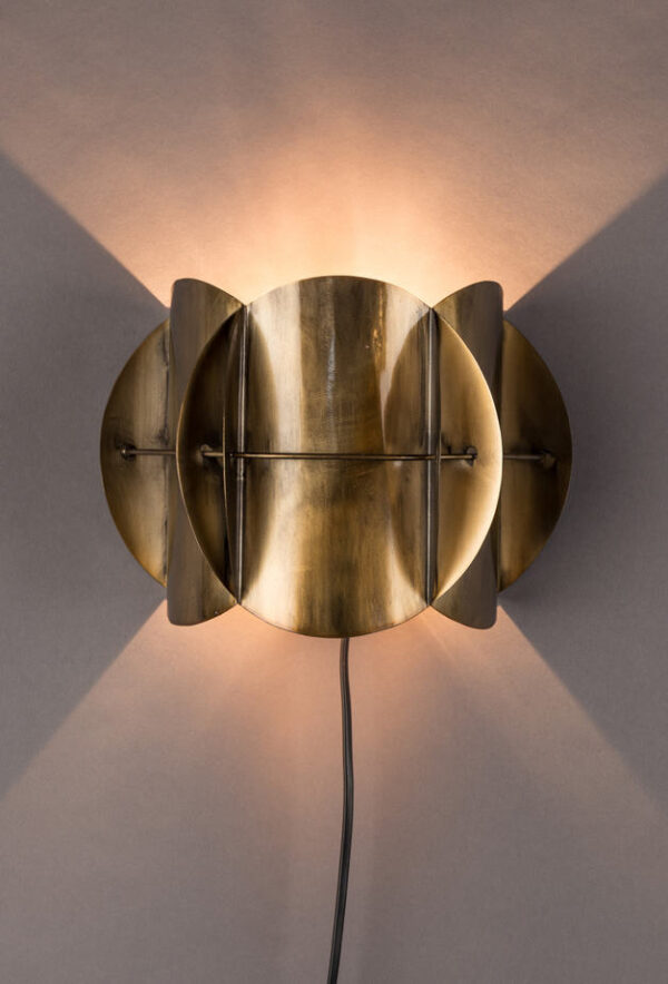 DUTCHBONE Corridor seinavalgusti brass