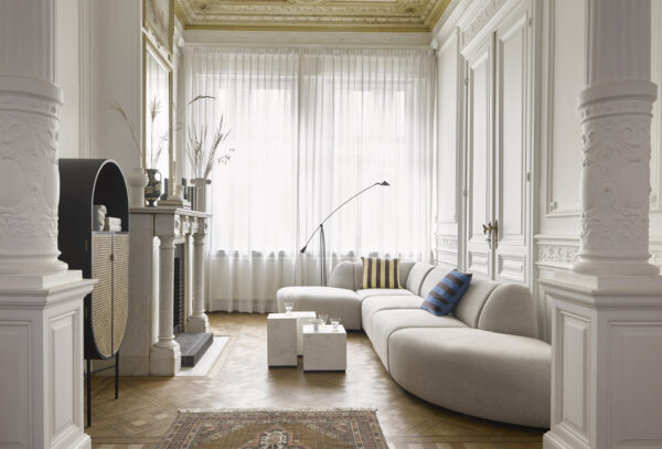 HK Living ovaalne kapp