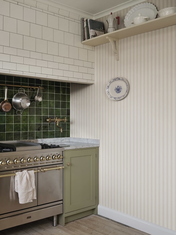 Sandberg tapeet Gustav, Light Gray 101-21