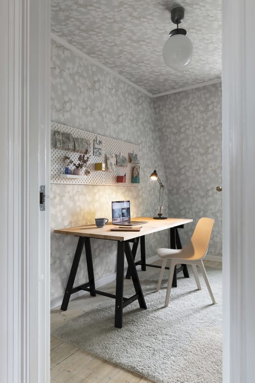 Sandberg tapeet Pine, Gray 804-21