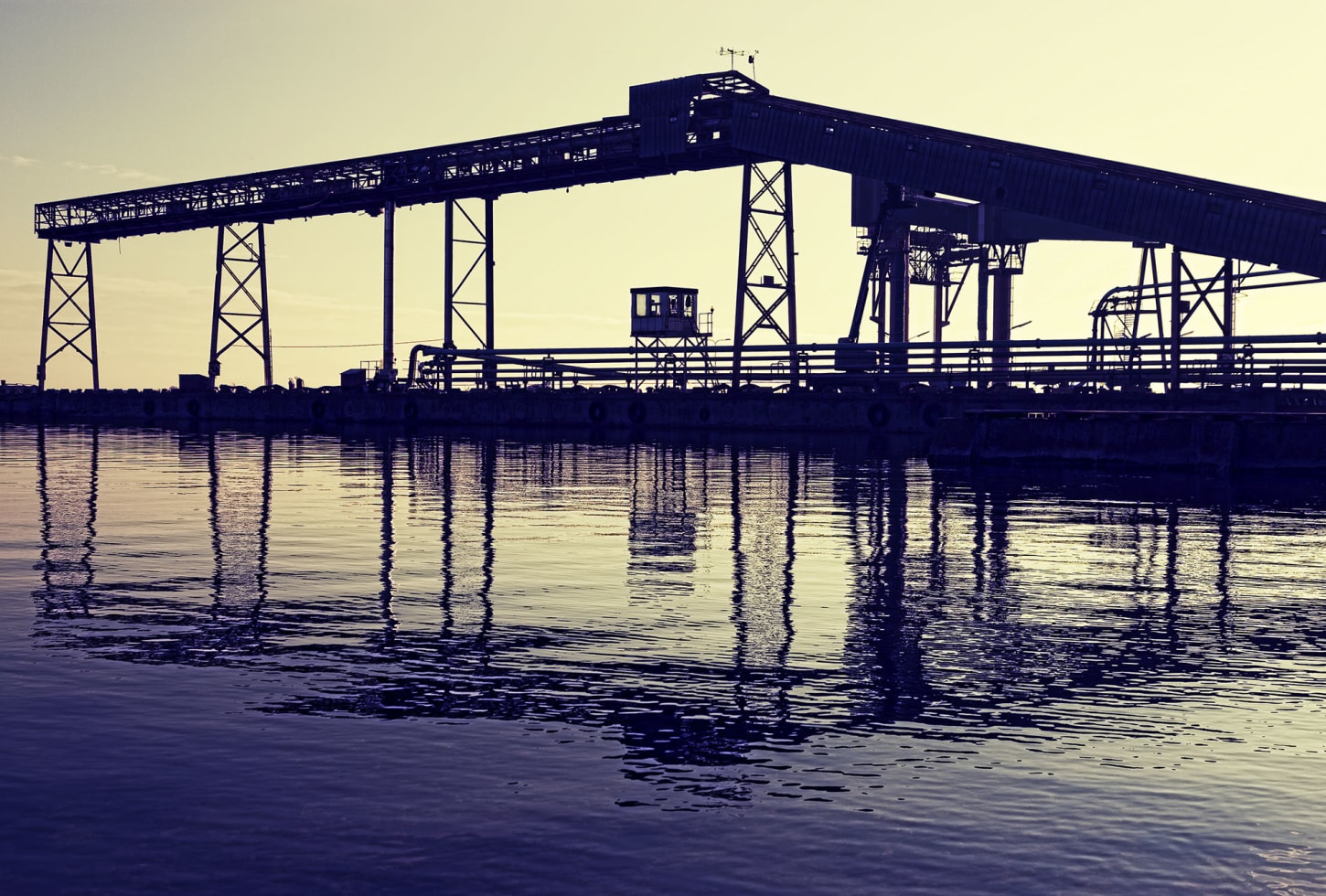 Rebel Walls pilttapeet Harbor Happenings R13701