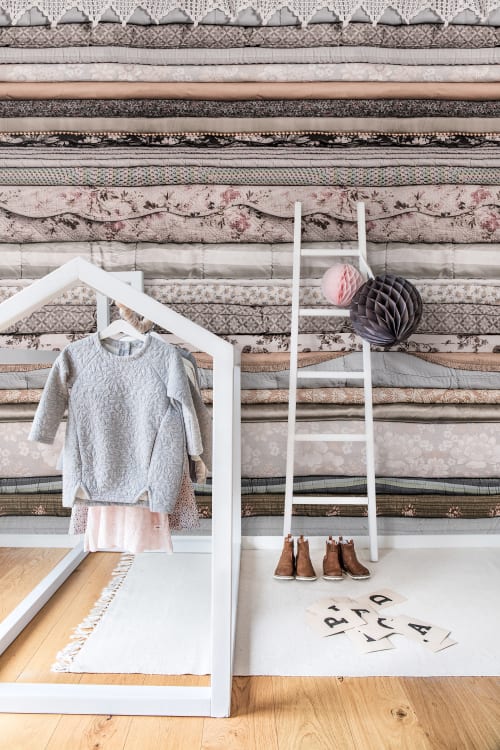 Rebel Walls pilttapeet Her Royal Slumber, Vintage R14631