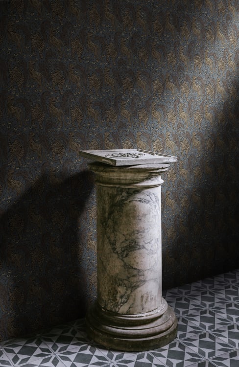 Rebel Walls tapeet Year Of The Tiger, Midnight R19212