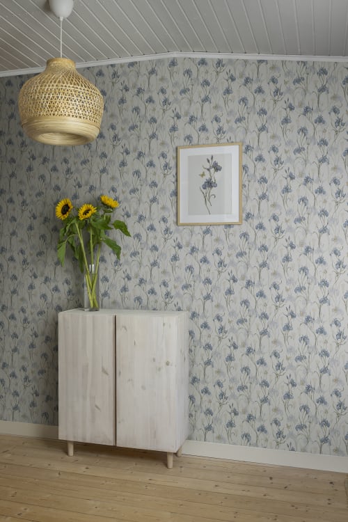 Sandberg tapeet Iris Sky Blue S10134