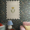 Sandberg tapeet Huset I Solen, Charcoal S10161