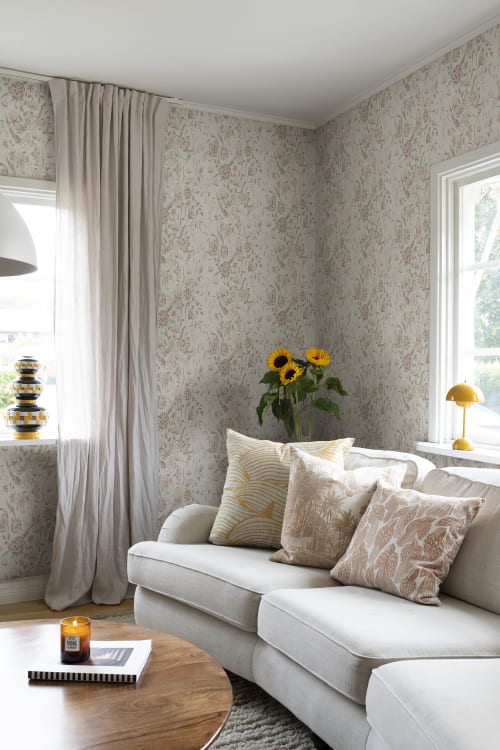 Sandberg tapeet Karins Bukett, Powder Pink S10164