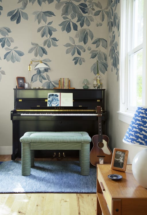 Sandberg pilttapeet Kastanjen, Soft Blue S10172