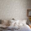 Sandberg tapeet Idun, Mineral Gray S10207