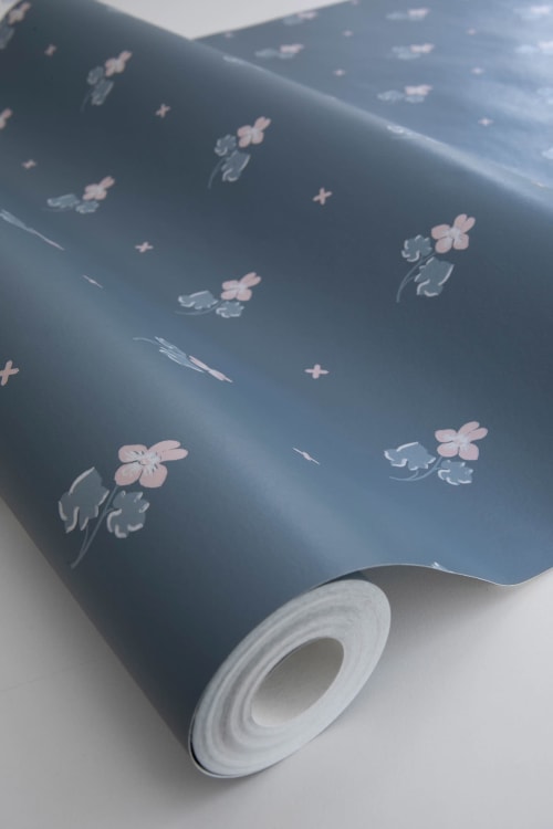 Sandberg tapeet Mimi, Indigo Blue S10269