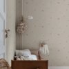 Sandberg tapeet Butterflies, Sandstone S10447