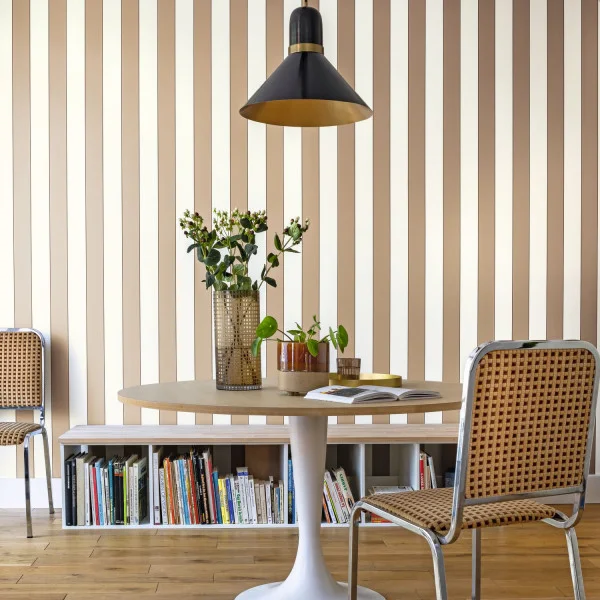 135556 Caselio tapeet Golden Lines