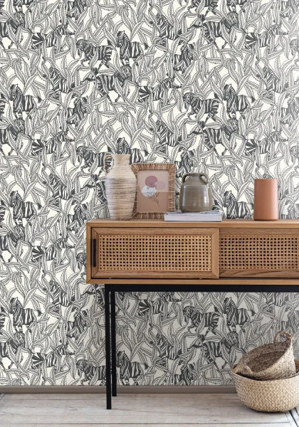 148883 Caselio tapeet Hiding