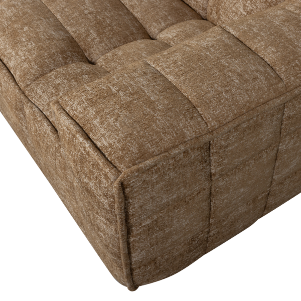 De Eekhoorn diivan Timor, 4-kohaline