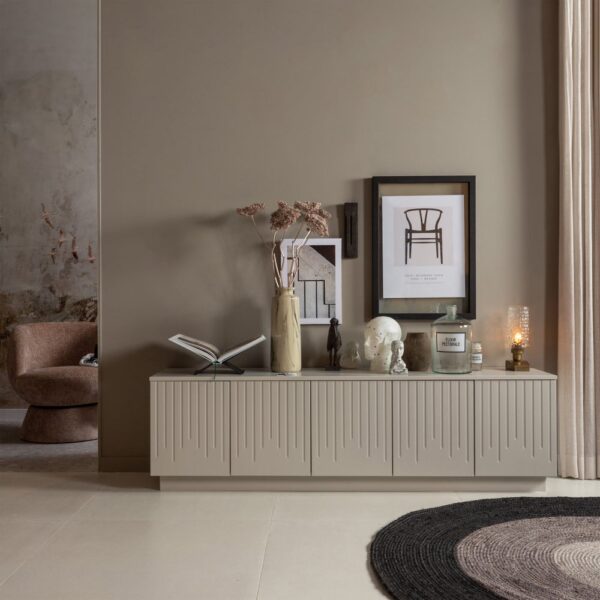De Eekhoorn Pencil TV unit