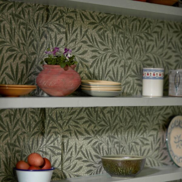 emerys-willow-morris-and-co-herball-wallpaper-217184-image02 Morris & Co. tapeet Emerys Willow