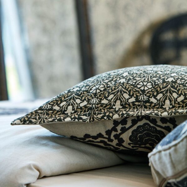 Morris & Co kangas Morris Bellflowers