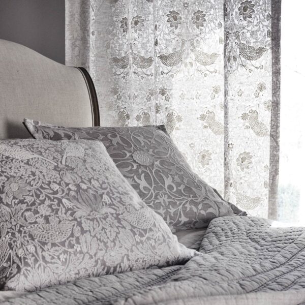 pure-strawberry-thief-embroidery-morris-and-co-flax-fabric-236071-image03 Morris & Co kangas Pure Strawberry Thief Embroidery