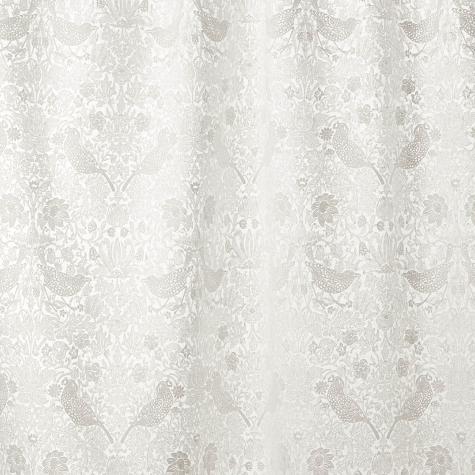 pure-strawberry-thief-embroidery-morris-and-co-paper-white-fabric-236072-image01 Morris & Co kangas Pure Strawberry Thief Embroidery