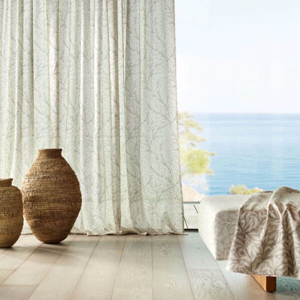 pure-willow-boughs-sheer-wide-width-morris-and-co-linen-fabric-227296-image03 Morris & Co kangas Pure Willow Boughs Sheer Wide Width