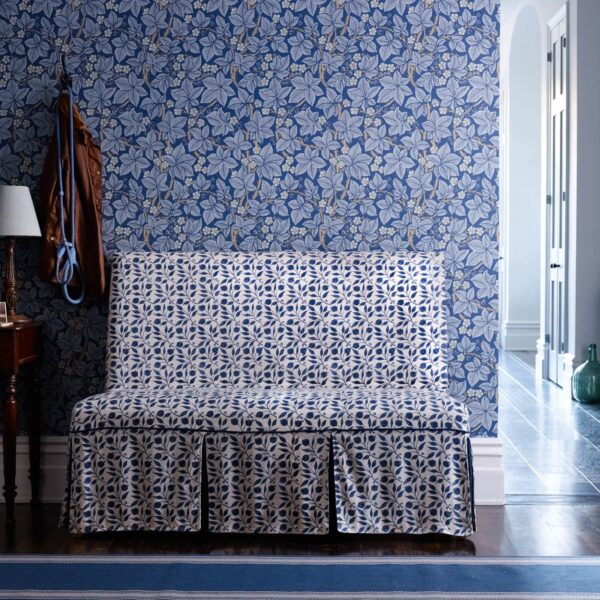 rosehip-morris-and-co-indigo-fabric-224486-image02 Morris & Co kangas Rosehip