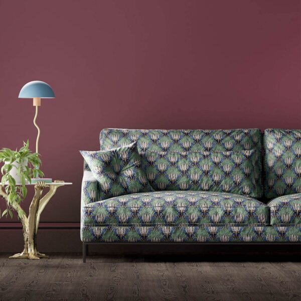 tulip-and-bird-archive-goblin-green-raven-fabric-aarc520013-image02 Morris & Co kangas Tulip & Bird