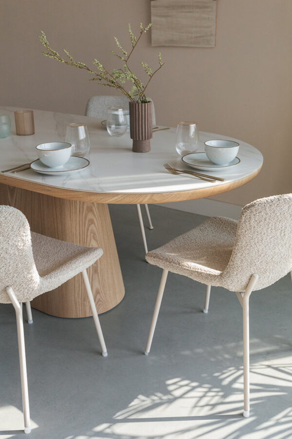 Zuiver toolid Dining Table Almira Oval Oak