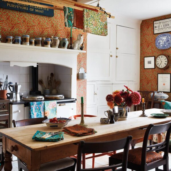 Morris & Co. tapeet Willow Boughs