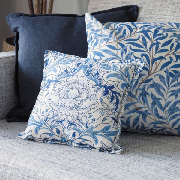 willow-boughs-morris-and-co-woad-fabric-226893-image04 Morris & Co kangas Willow Boughs