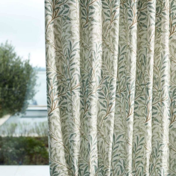 willow-boughs-wide-width-morris-and-co-soft-teal-mint-fabric-227284-image02 Morris & Co kangas Willow Boughs Wide Width