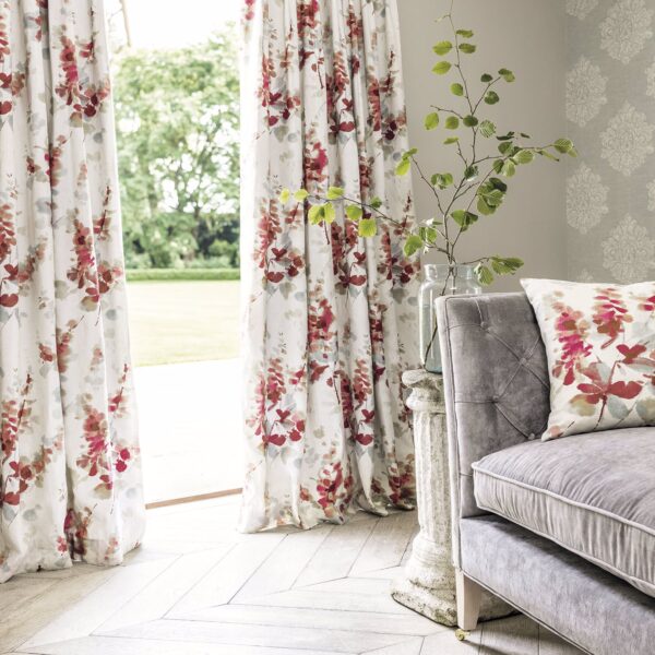 Sanderson kangas Delphiniums