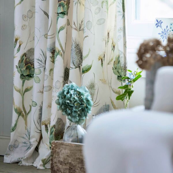 Sanderson kangas Thistle Garden