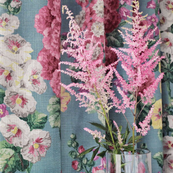 Sanderson kangas Hollyhocks