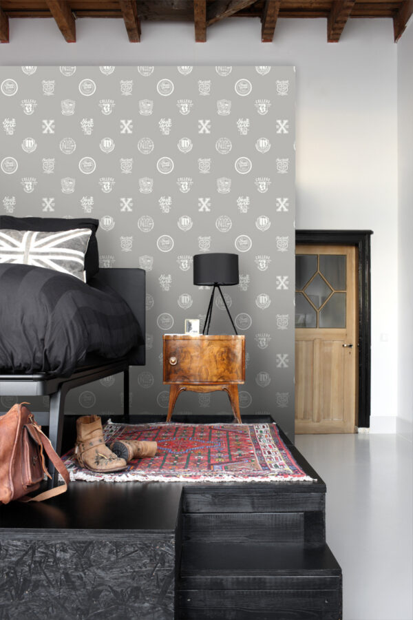 ESTAhome tapeet kooli embleemid - taupe