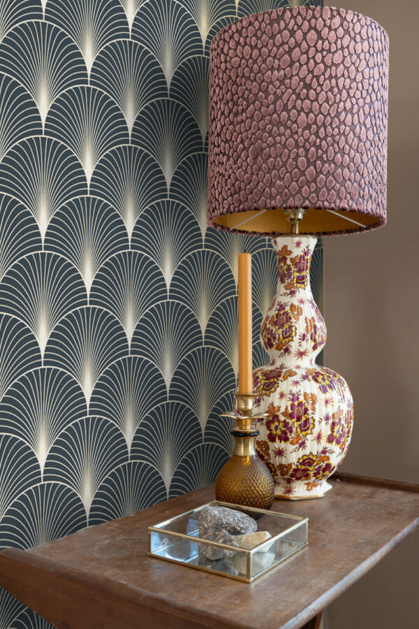 ESTAhome tapeet art deco motiiv - tumesinine ja kuld
