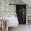 ESTAhome tapeet vintage lilled hallikasroheline