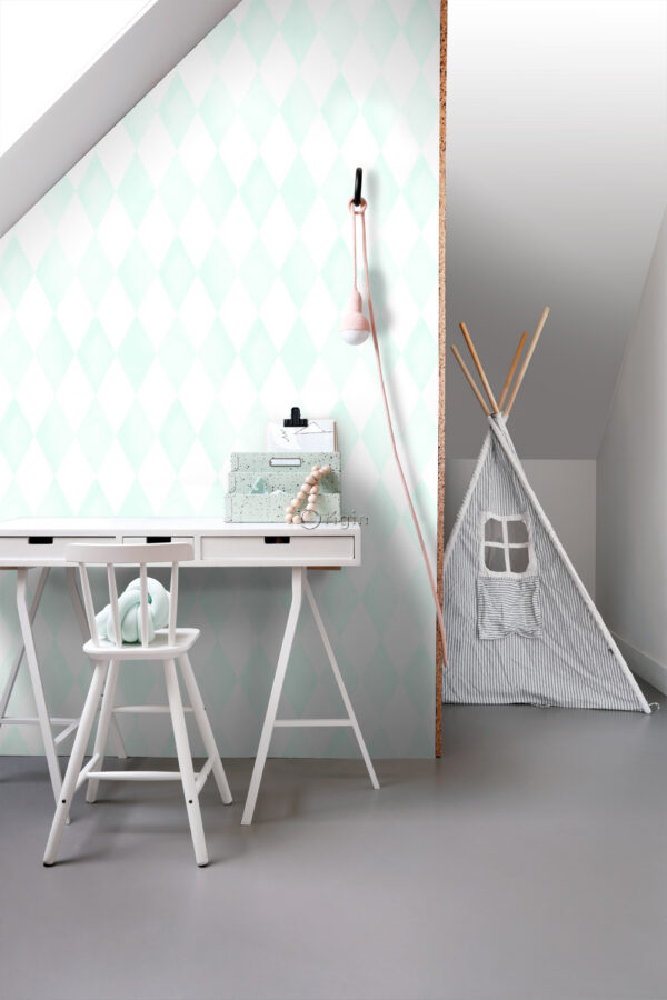 Origin Wallcoverings tapeet rombimotiiv - mattvalge ja mündiroheline