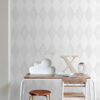Origin Wallcoverings tapeet rombimotiiv - matt valge ja hele soe hall
