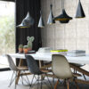 Origin Wallcoverings tapeet suured kulunud roostes metallplaadid naeltega helevalge