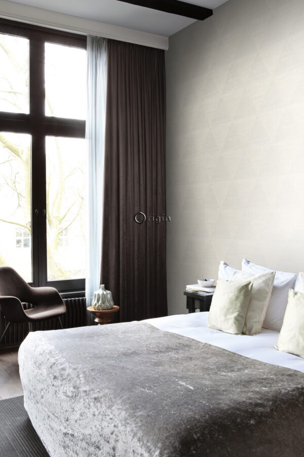 Origin Wallcoverings tapeet kulunud metall kolmnurgad - elevandiluuvalge