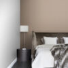 Origin Wallcoverings tapeet väikesed ornamendid - taupe