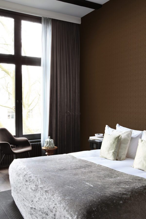 Origin Wallcoverings tapeet väikesed ornamendid - pruun ja hele läikiv kuld