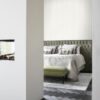 Origin Wallcoverings tapeet peened ebaühtlased triibud liivstruktuur - valge