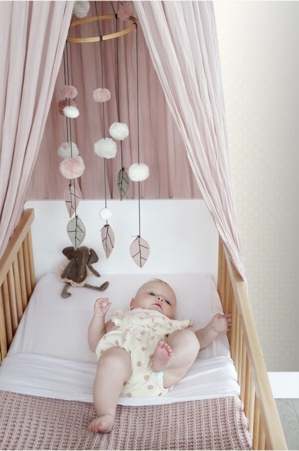 Origin Wallcoverings tapeet täpid - hõbedane