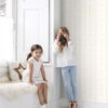 Origin Wallcoverings tapeet ornament - hõbedane ja valge