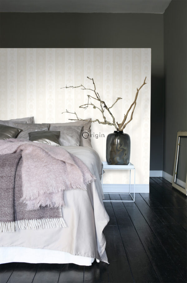 Origin Wallcoverings tapeet ornament - hõbedane ja valge