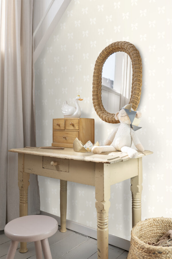 Origin Wallcoverings tapeet väikesed lipsud - hõbedane