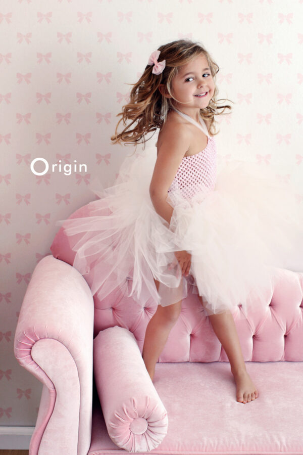Origin Wallcoverings tapeet väikesed lipsud - läikiv valge ja heleroosa