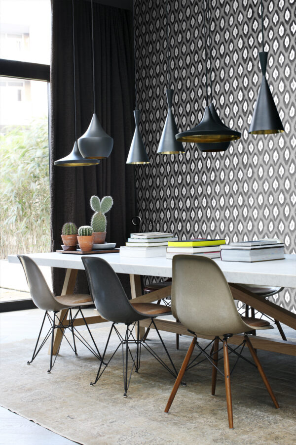 Origin Wallcoverings tapeet ikat - must ja valge