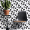 Origin Wallcoverings tapeet graafilised kolmnurgad - must ja valge