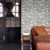 Origin Wallcoverings tapeet sebrad - must ja valge